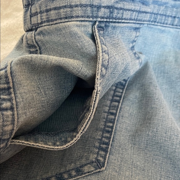 Vintage 90s Y2K Lightweight Denim Shorts – Alia – Size 10 - Picture 7 of 12